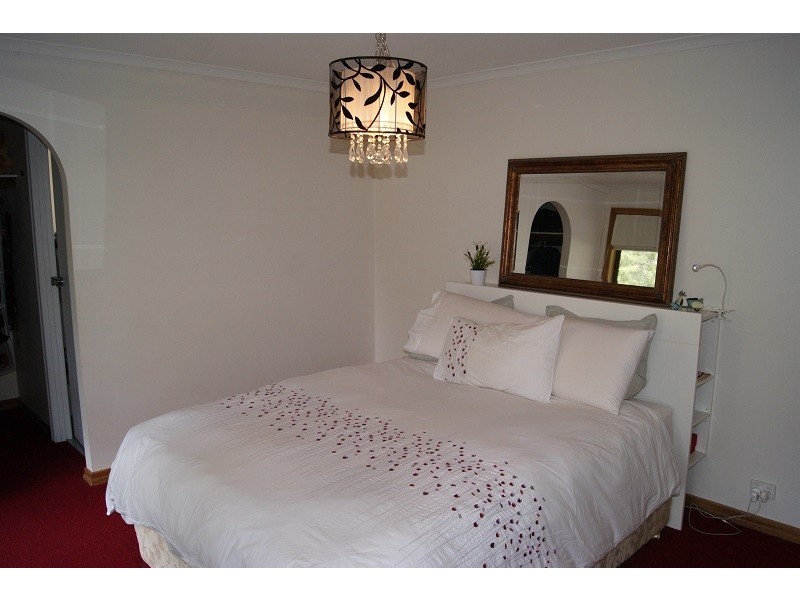 27 The Barracks, Cockatoo Valley SA 5351
