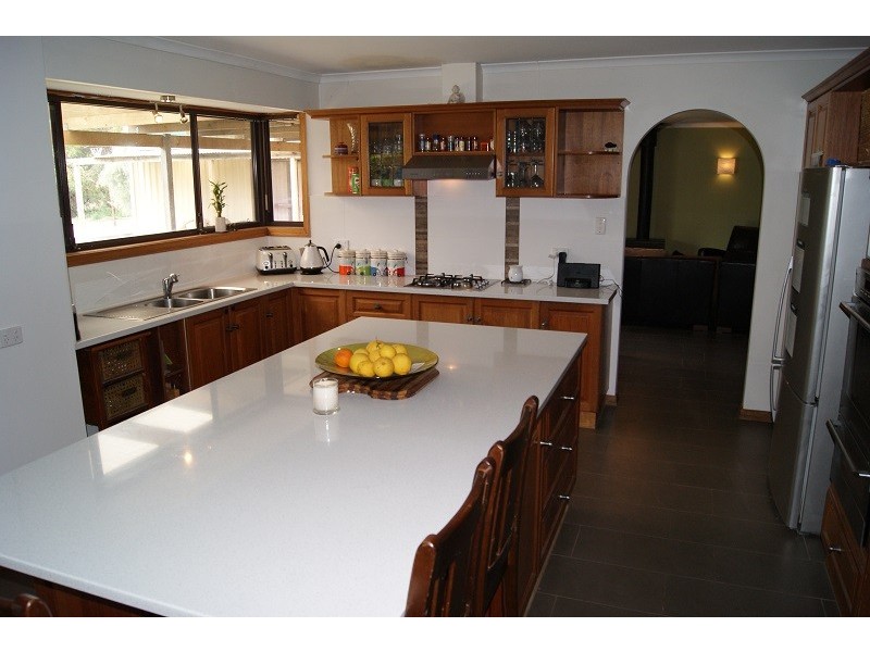 27 The Barracks, Cockatoo Valley SA 5351