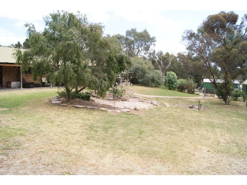 27 The Barracks, Cockatoo Valley SA 5351