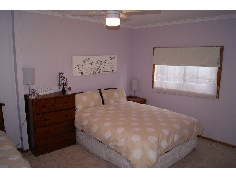 27 The Barracks, Cockatoo Valley SA 5351