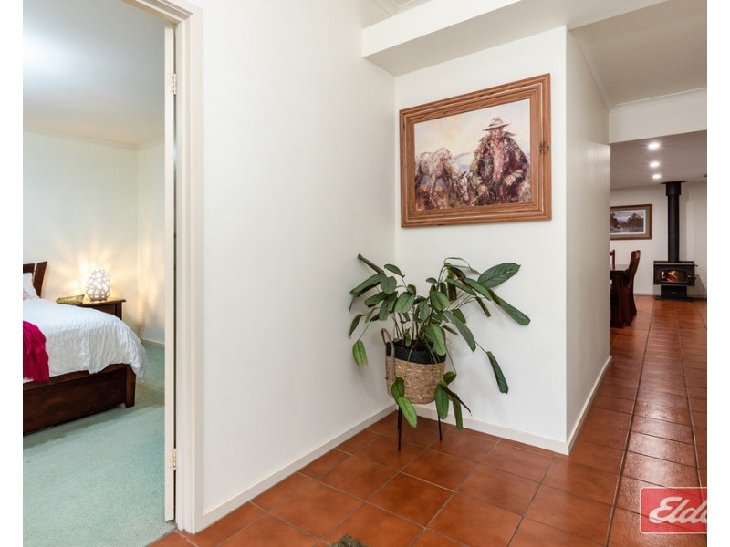 5 Mitchell Court, Williamstown SA 5351