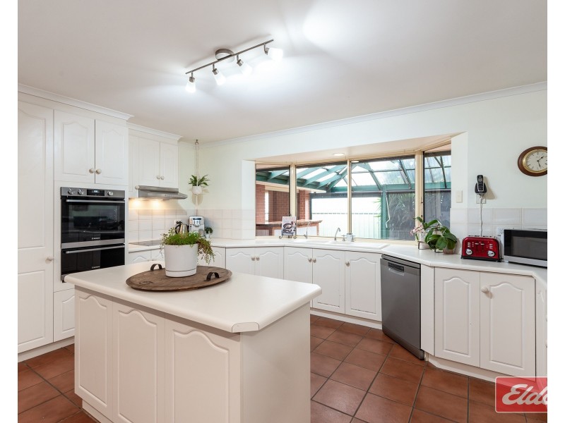 5 Mitchell Court, Williamstown SA 5351