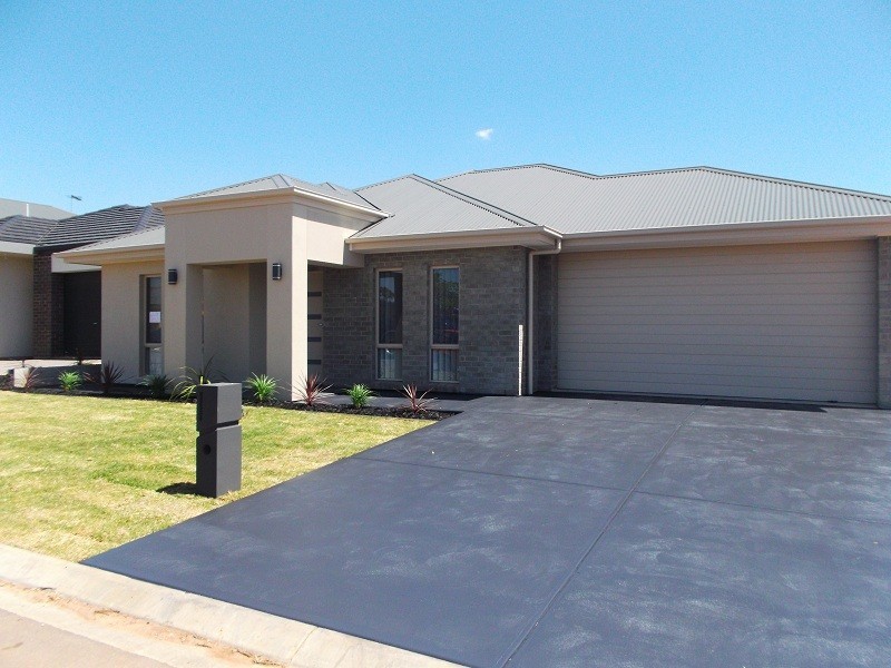 6 Darling Street, Evanston South SA 5116