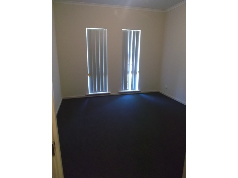 6 Darling Street, Evanston South SA 5116