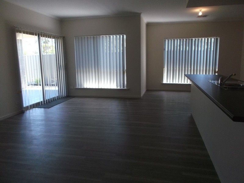 6 Darling Street, Evanston South SA 5116