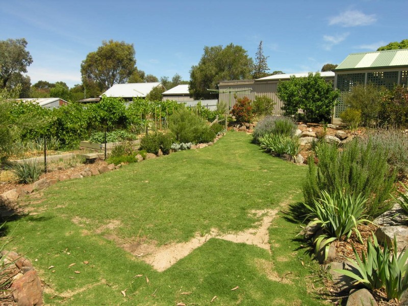 42 Eva Street, Williamstown SA 5351