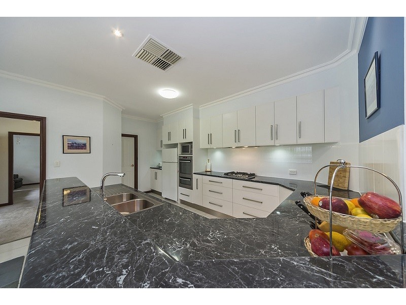 7 Lally Drive, Gawler East SA 5118