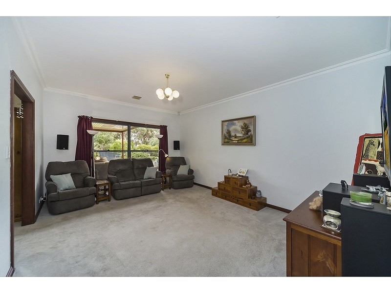 7 Lally Drive, Gawler East SA 5118