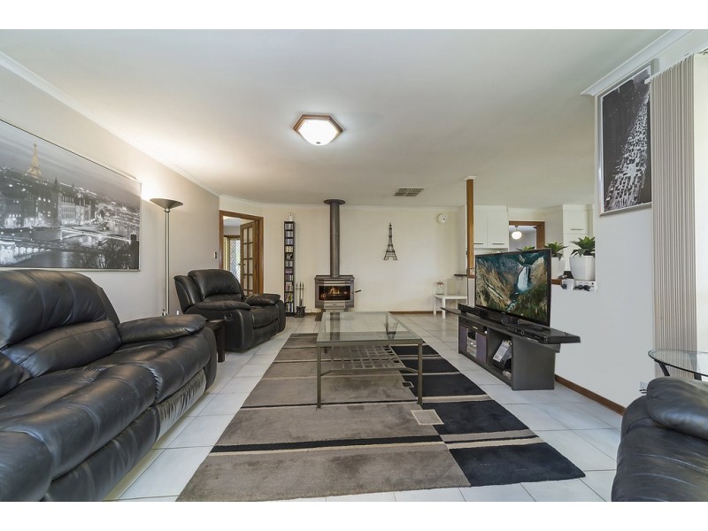 13 Heyworth Road, Gawler Belt SA 5118