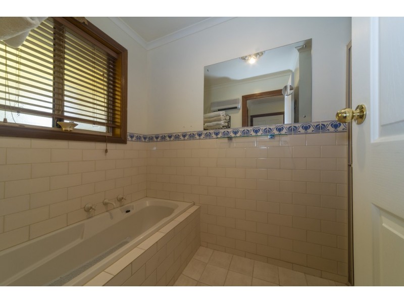 13 Heyworth Road, Gawler Belt SA 5118