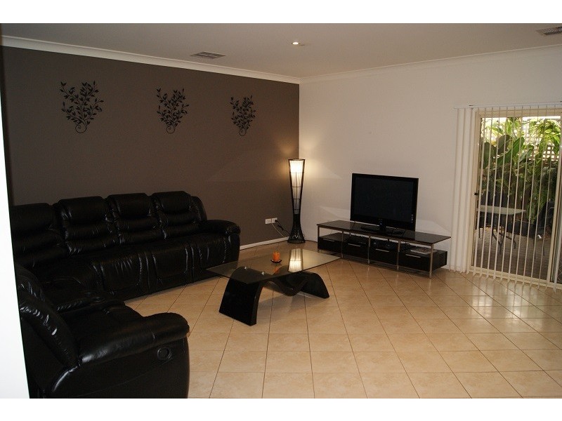 23 Selway Place, Evanston Park SA 5116