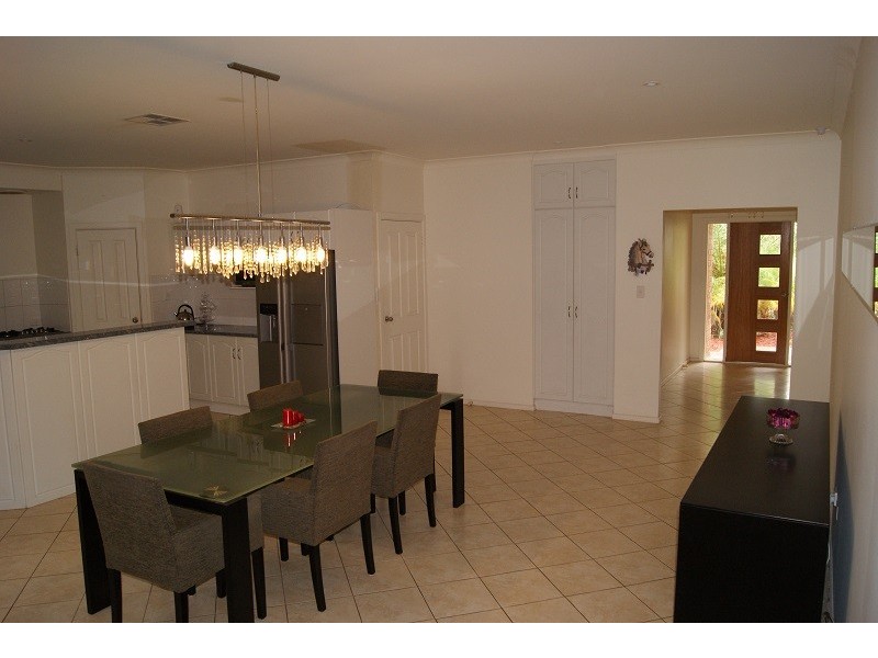 23 Selway Place, Evanston Park SA 5116