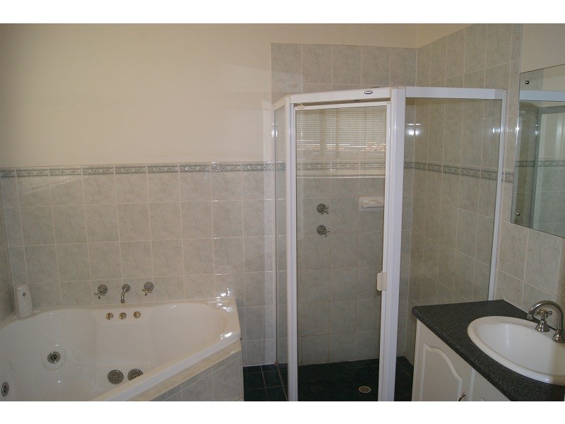 23 Selway Place, Evanston Park SA 5116