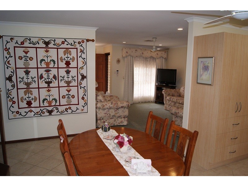 Unit 2/41 Redbanks Road, Willaston SA 5118