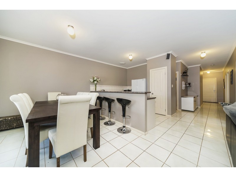 16 Clift Close, Evanston SA 5116