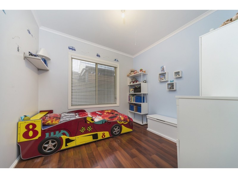 16 Clift Close, Evanston SA 5116