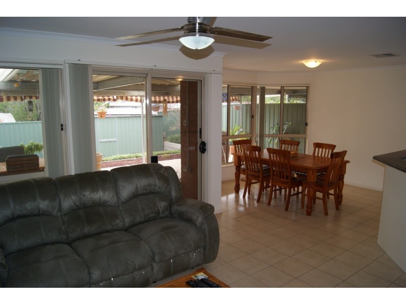 23 Lumsden Court, Evanston Park SA 5116