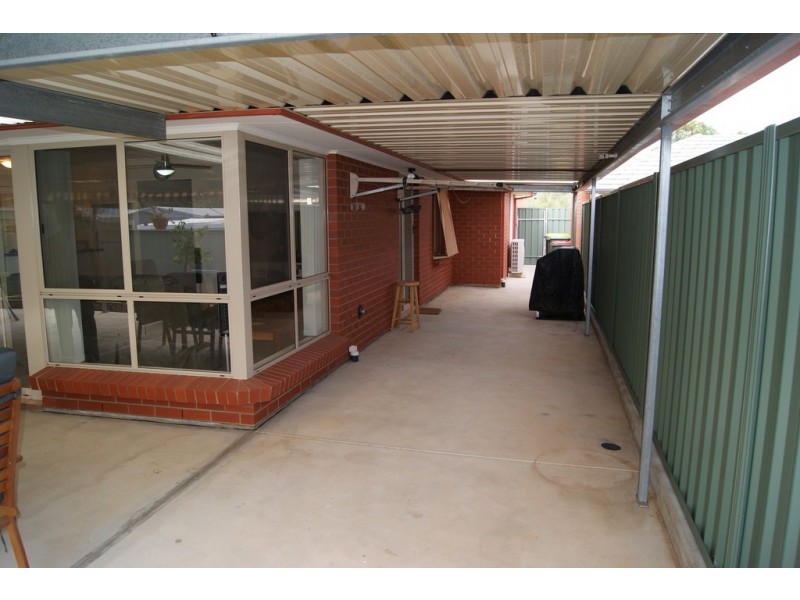 23 Lumsden Court, Evanston Park SA 5116