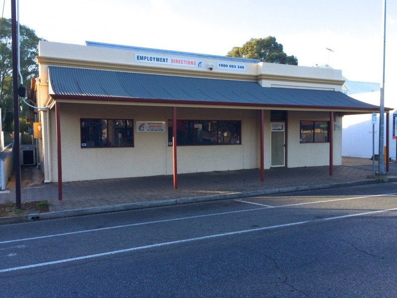 24 Adelaide Road, Gawler South SA 5118