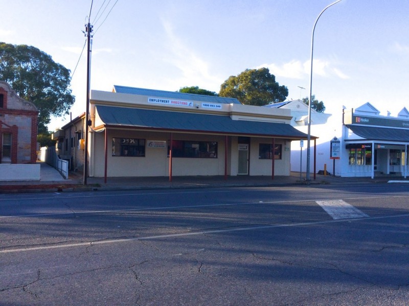 24 Adelaide Road, Gawler South SA 5118