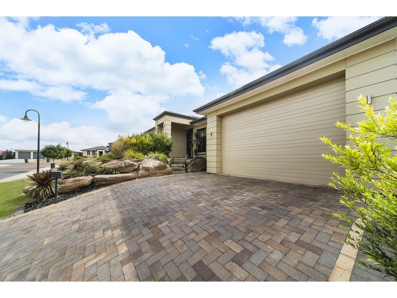 44 Lorikeet Grove, Hewett SA 5118