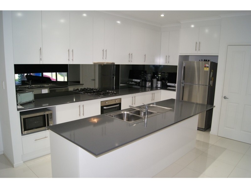 14 Wells Place, Evanston Gardens SA 5116