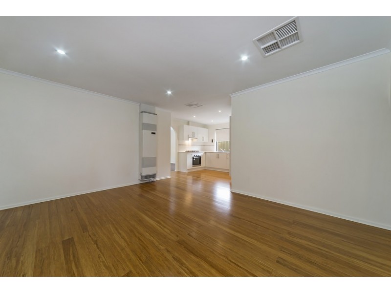 15 Rau Avenue, Evanston SA 5116