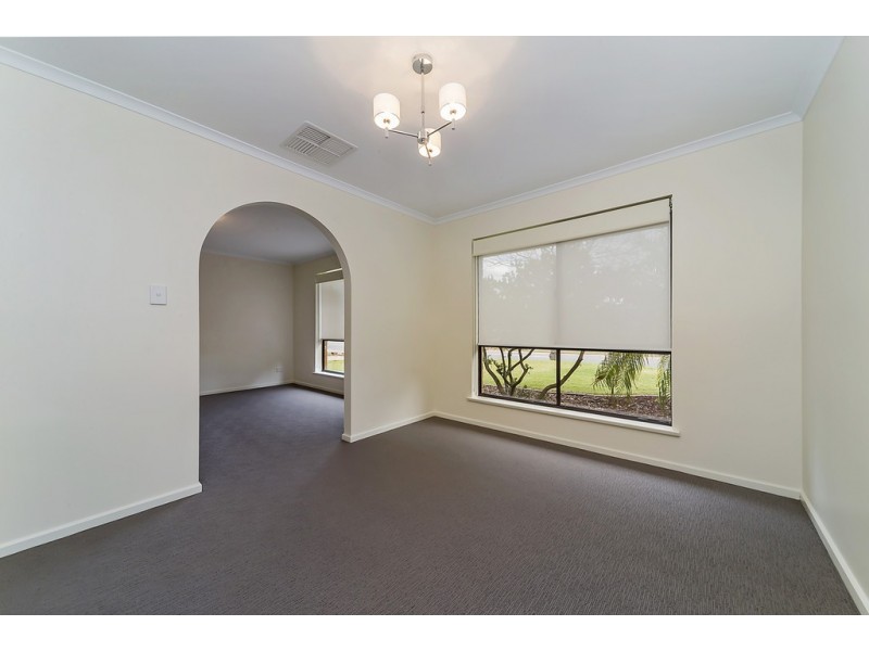 15 Rau Avenue, Evanston SA 5116