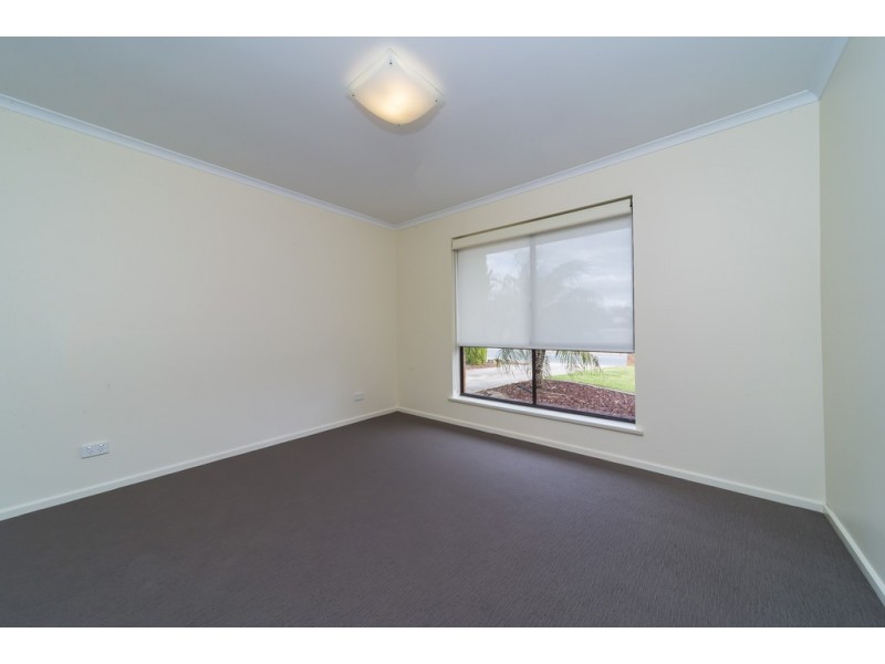 15 Rau Avenue, Evanston SA 5116