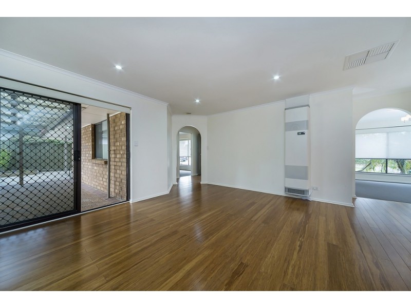 15 Rau Avenue, Evanston SA 5116