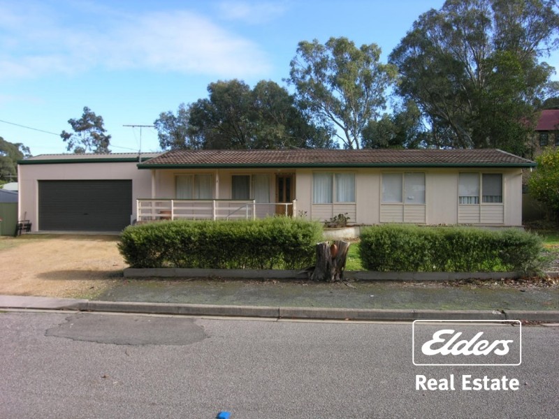 2 Pinson Court, Williamstown SA 5351