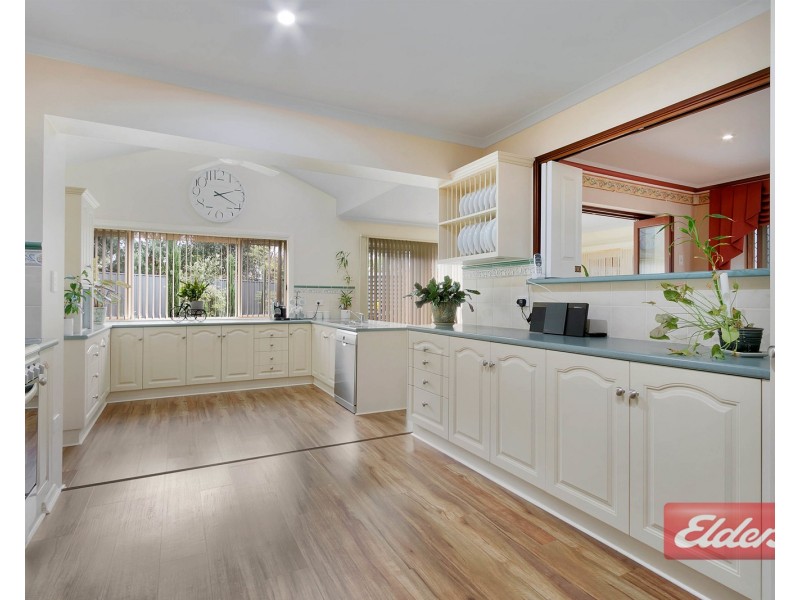 17 Hemaford Grove, Gawler East SA 5118