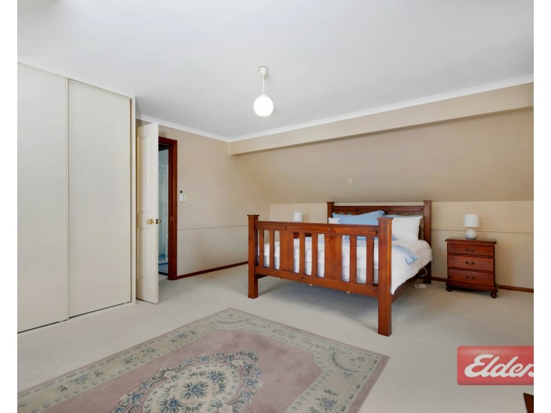 17 Hemaford Grove, Gawler East SA 5118