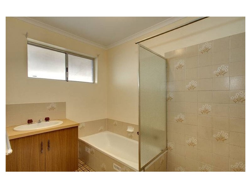 1 Krieg Road, Evanston Park SA 5116