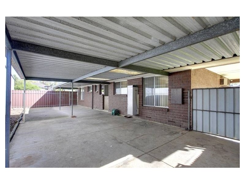 1 Krieg Road, Evanston Park SA 5116