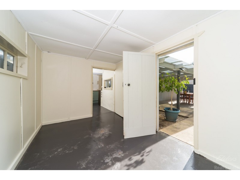 8 Second Street, Gawler South SA 5118