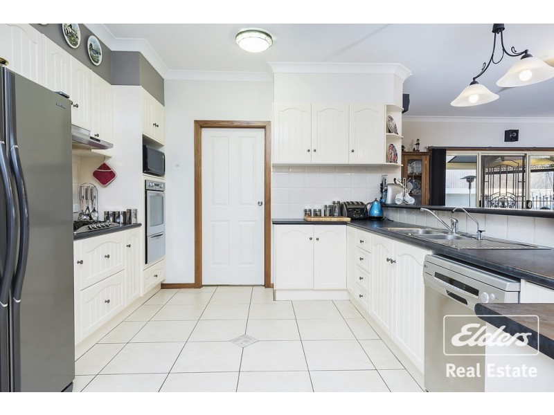4 Medlow Road, Blakeview SA 5114