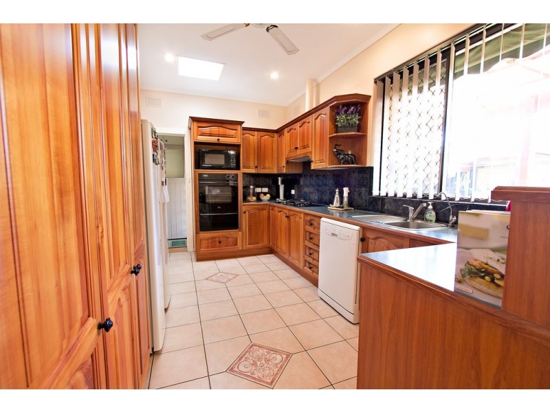 6 High Street, Willaston SA 5118