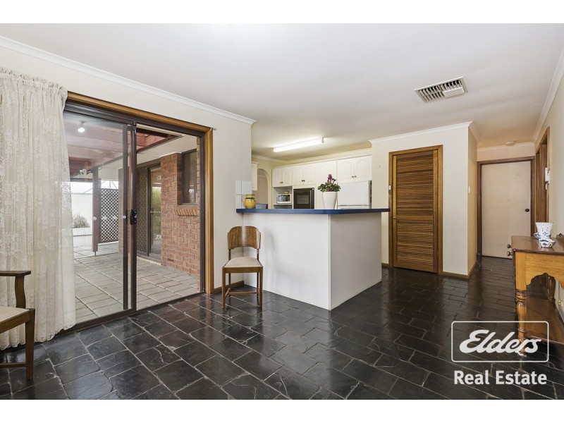 33 Bassett Crescent, Gawler East SA 5118