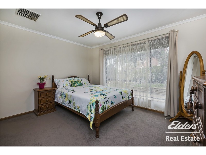 33 Bassett Crescent, Gawler East SA 5118