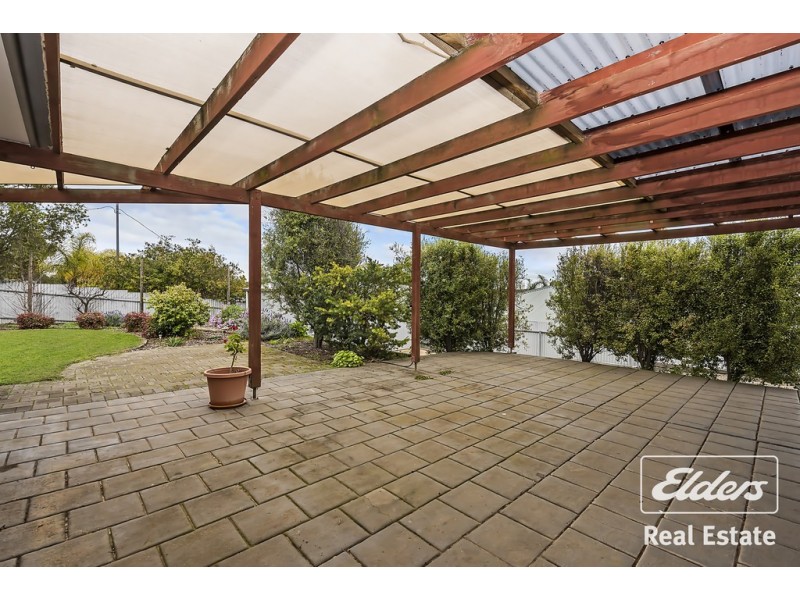 33 Bassett Crescent, Gawler East SA 5118