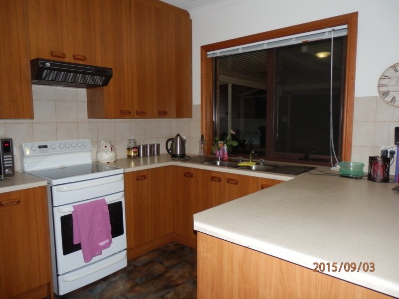 2 Barber Street, Willaston SA 5118