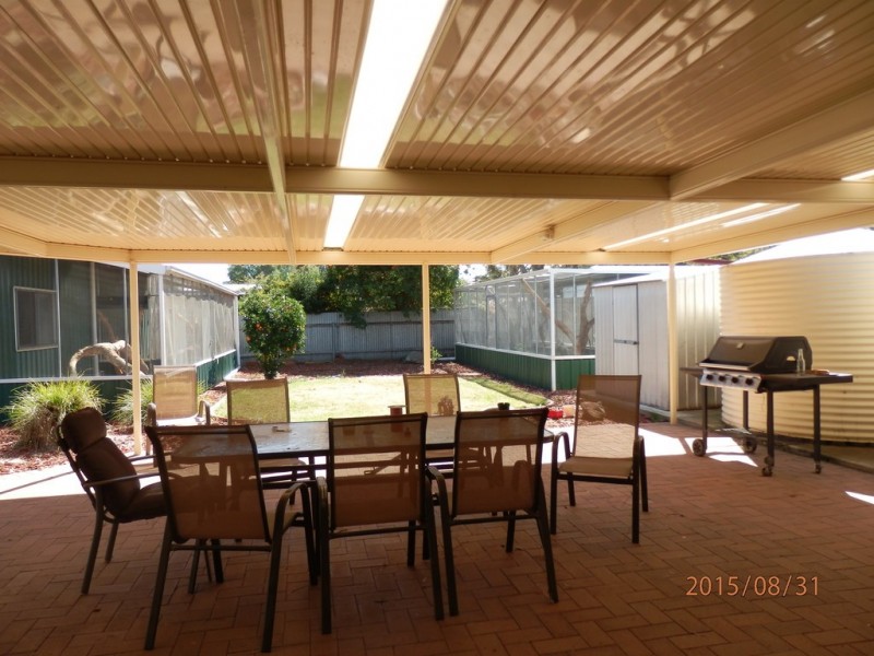 2 Barber Street, Willaston SA 5118