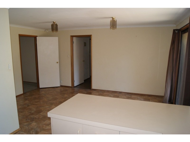 16 Darrell Street, Evanston Park SA 5116