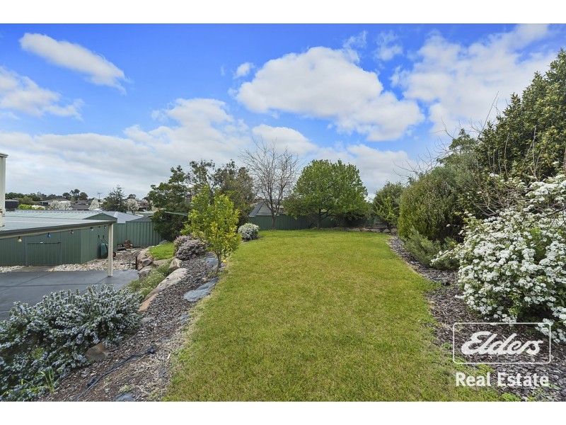 14 Gosling Court, Williamstown SA 5351