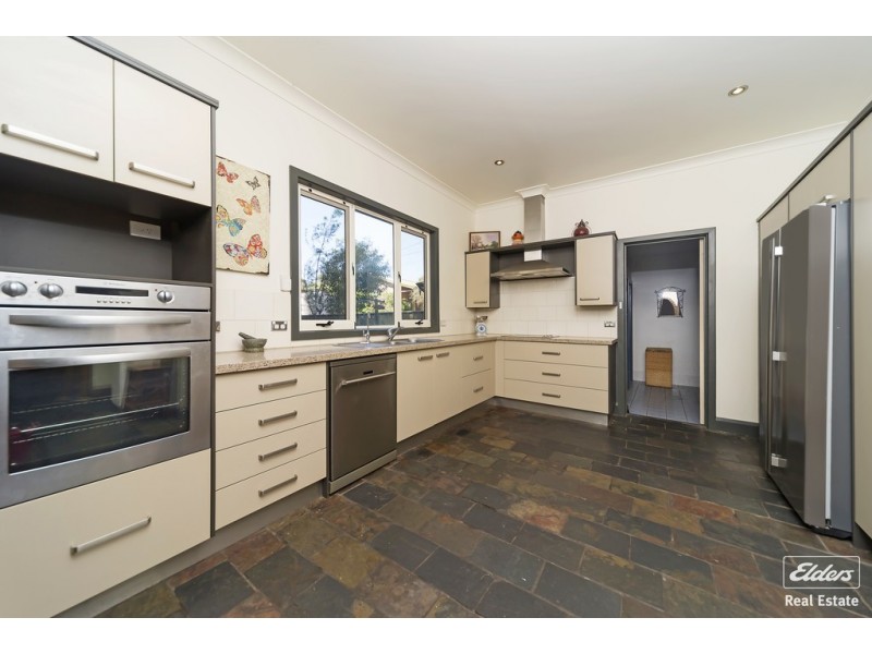 86 Lyndoch Road, Gawler East SA 5118