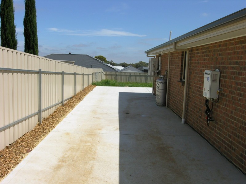 27 Carlisle Street, Williamstown SA 5351