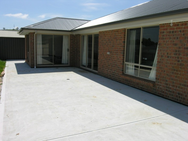 27 Carlisle Street, Williamstown SA 5351