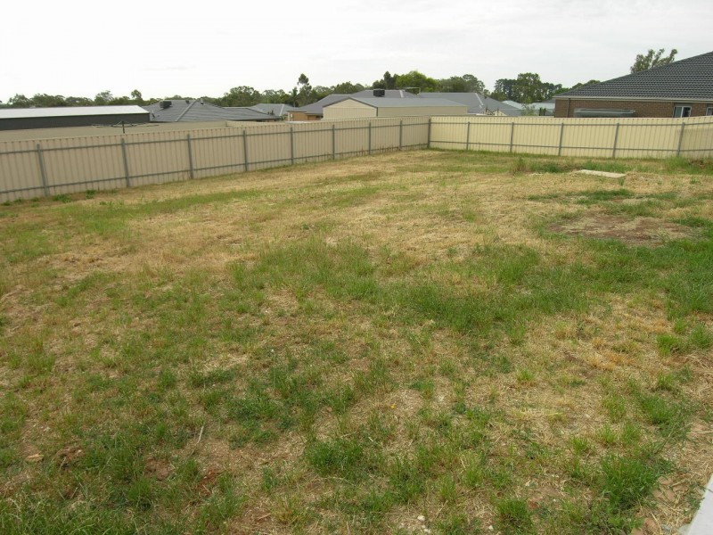 27 Carlisle Street, Williamstown SA 5351