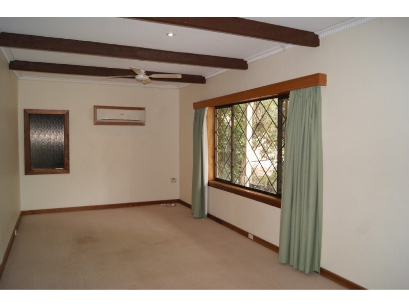 48 Lyndoch Road, Gawler East SA 5118